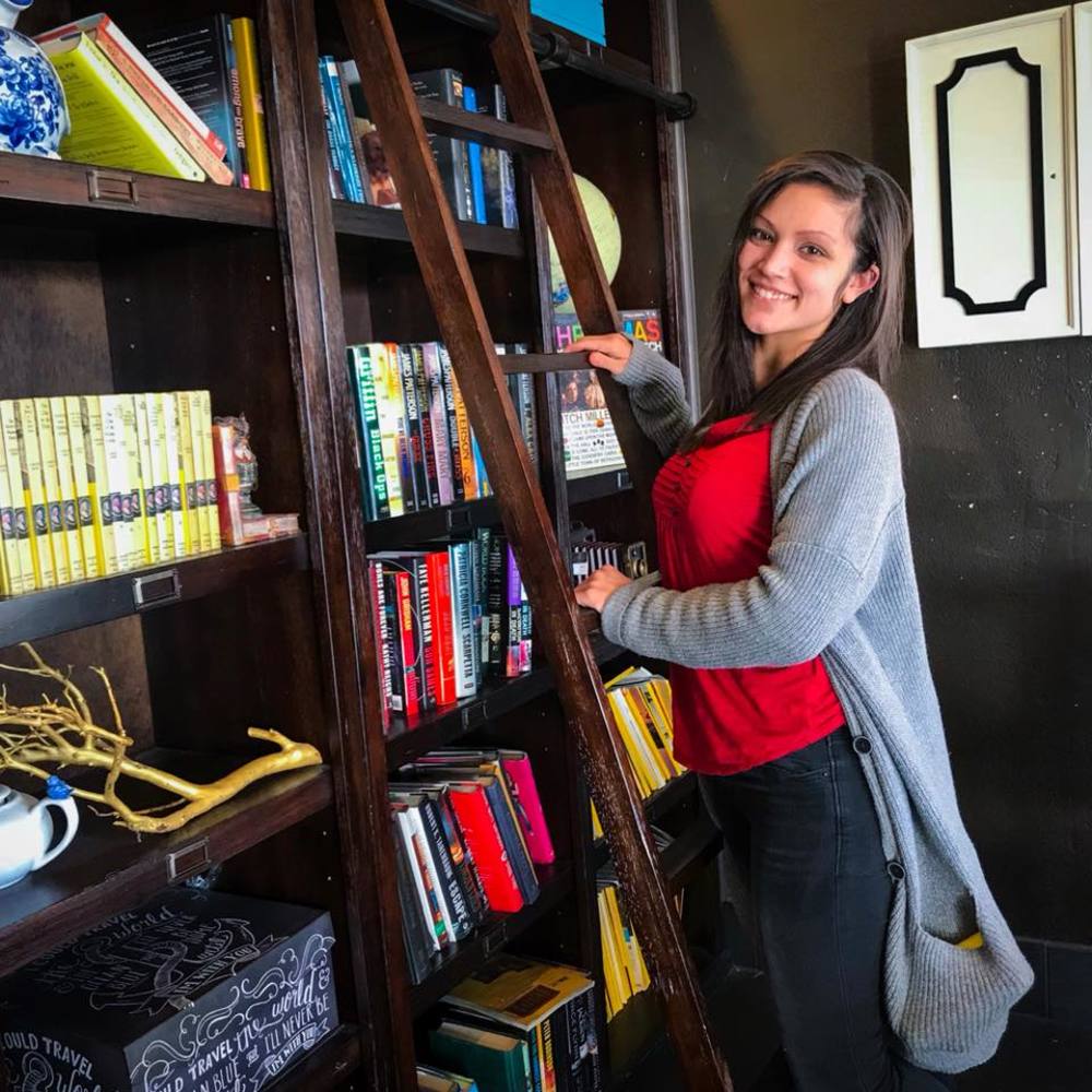 Meet your Posher, Nicole